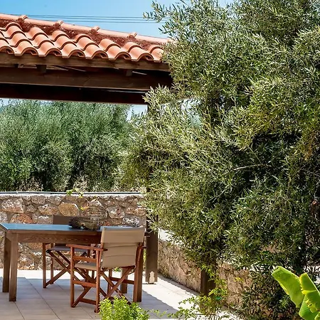 Organic Garden Villas * Limnai